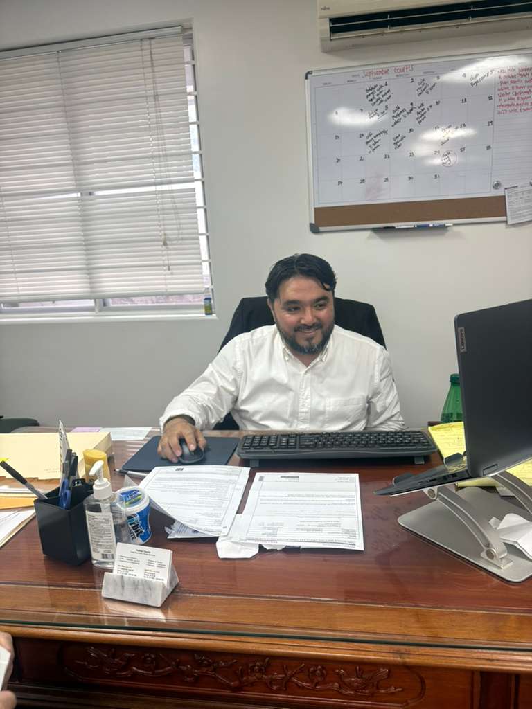 Fabian Osorio en su despacho